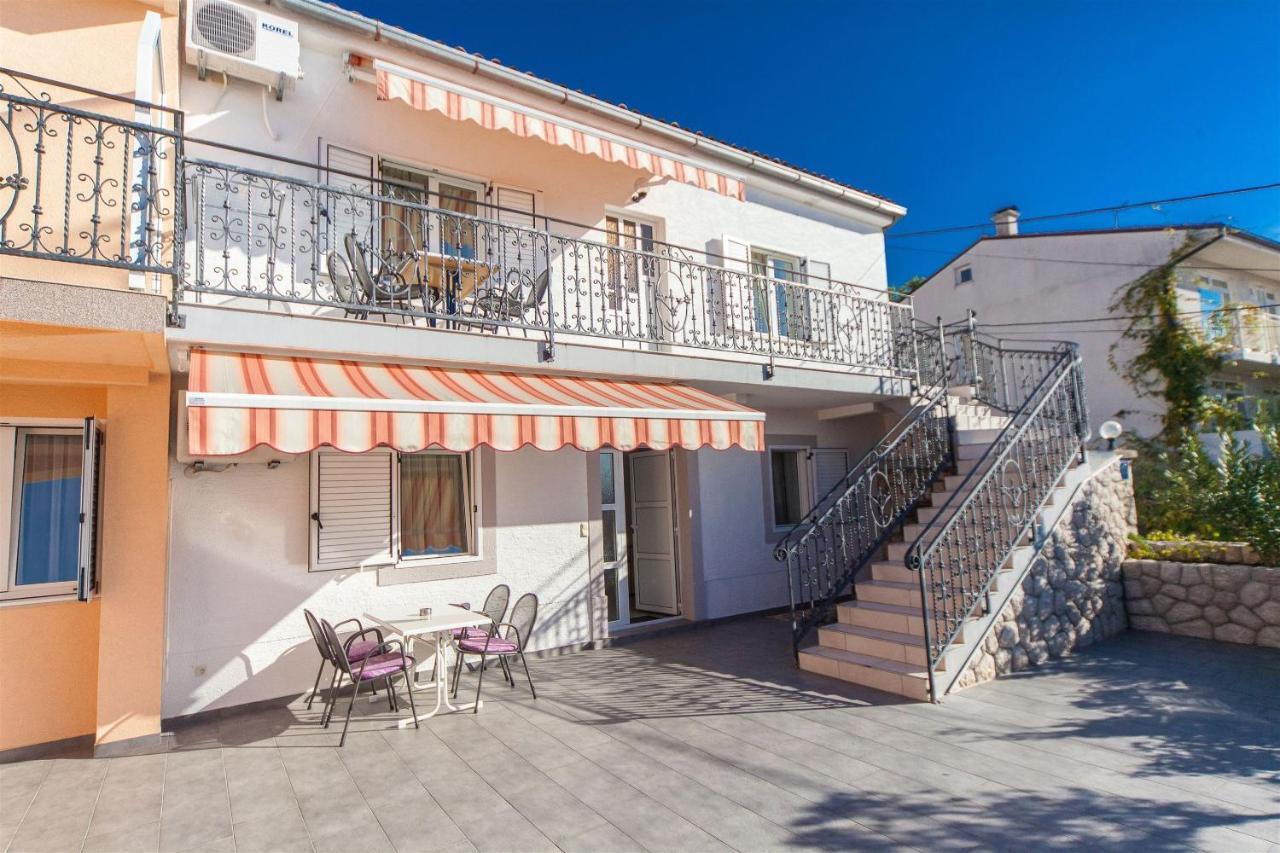 Apartments Carmen Crikvenica Kültér fotó