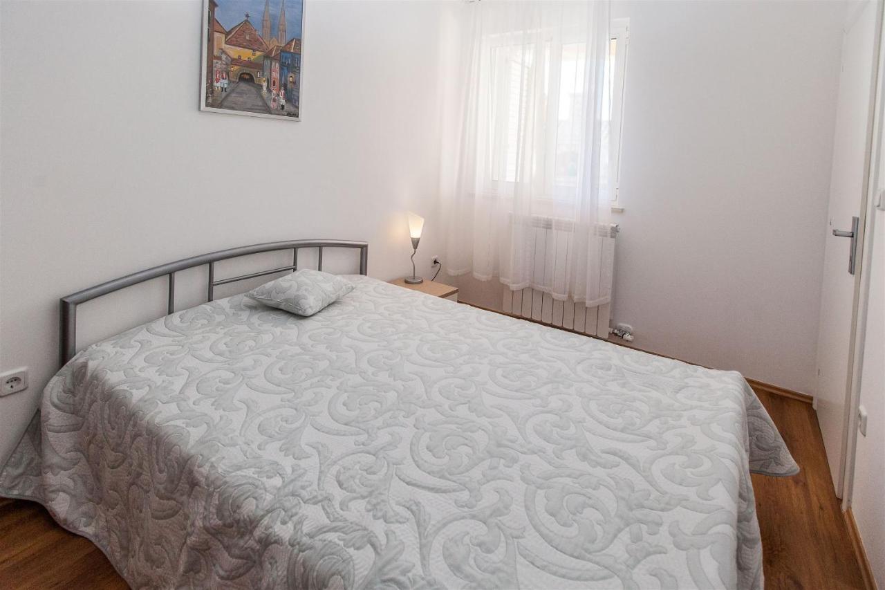Apartments Carmen Crikvenica Kültér fotó